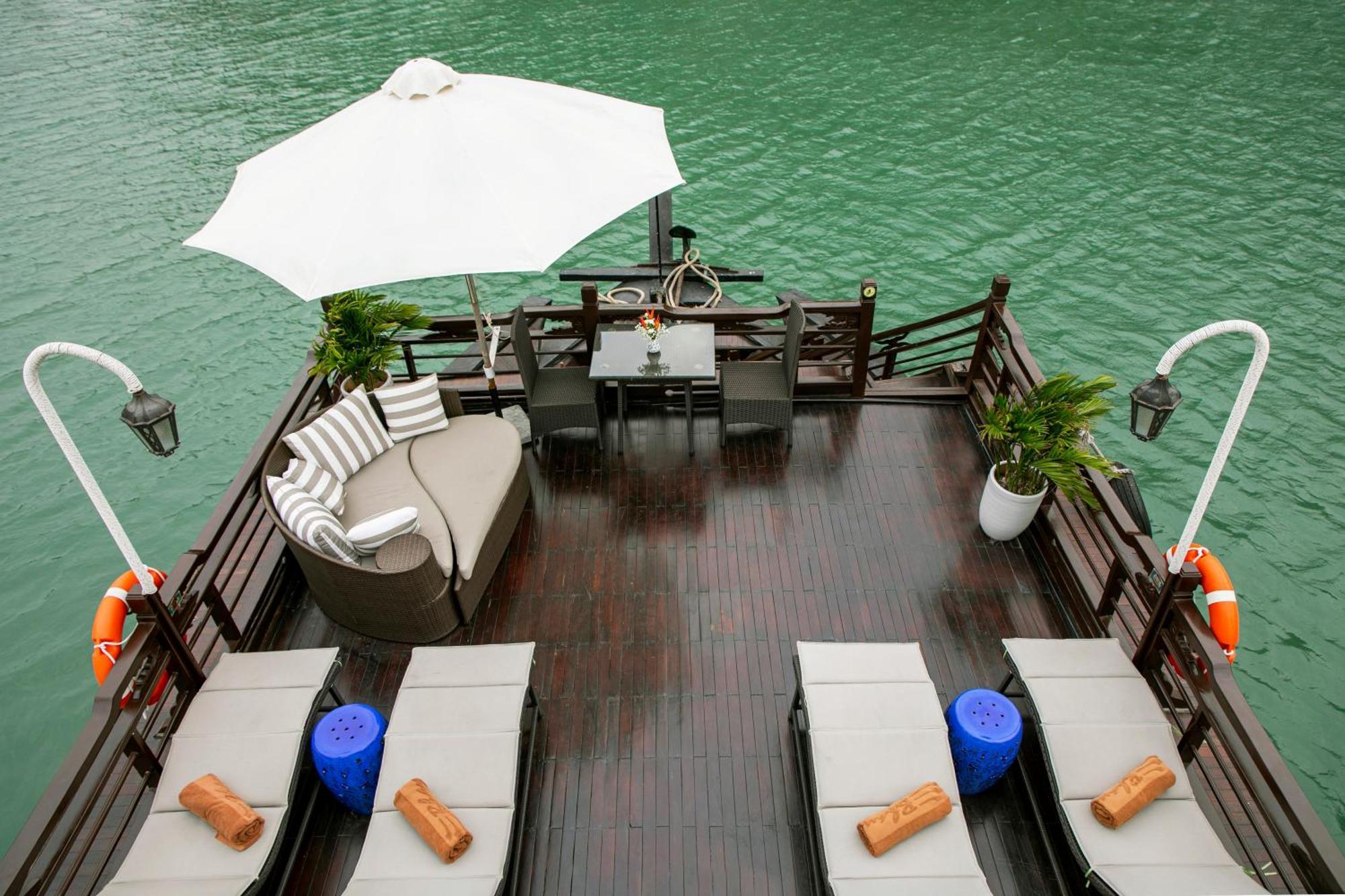 Bhaya Legend Cruises Hotel Hạ Long Phòng bức ảnh