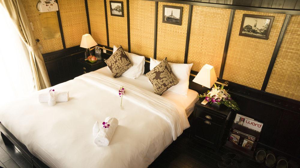 Bhaya Legend Cruises Hotel Hạ Long Ngoại thất bức ảnh