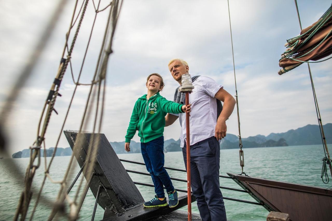 Bhaya Legend Cruises Hotel Hạ Long Ngoại thất bức ảnh